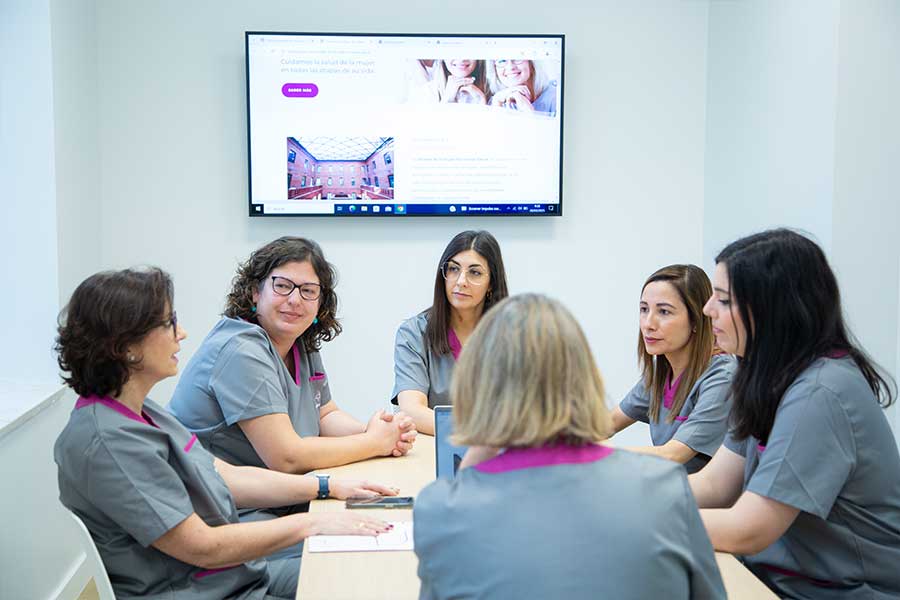 Equipo ginecológico. Unidad de la Mujer Recoletas Salud